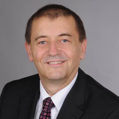 Prof Paul M. SELZER<br />